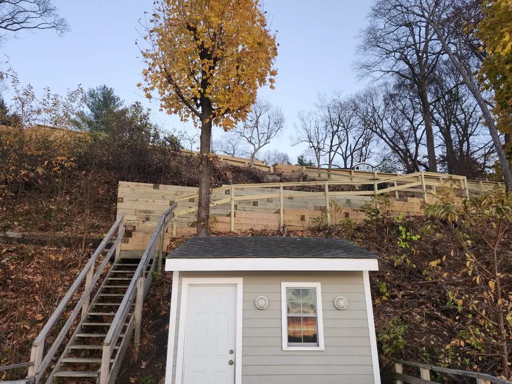 Professional yard cleanup service with custom design in Oyster Bay, NY by Munoz Landscaping & More