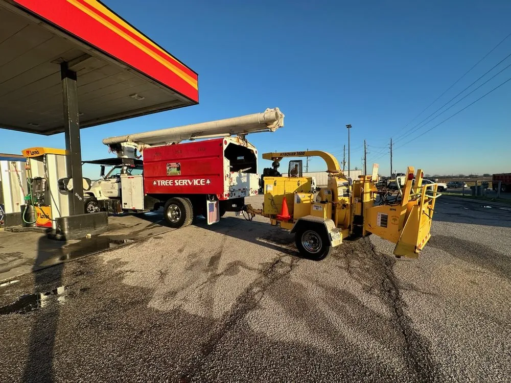 Trusted landscape design for homes in Sealy, TX by Munoz Landscaping