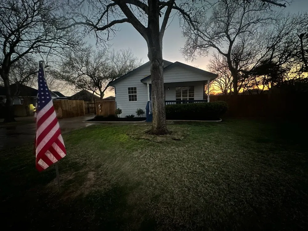 Local landscape design experts serving Sealy, TX - Munoz Landscaping