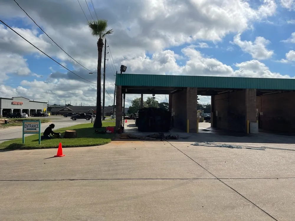 Top-rated outdoor landscaping in Sealy, TX by Munoz Landscaping