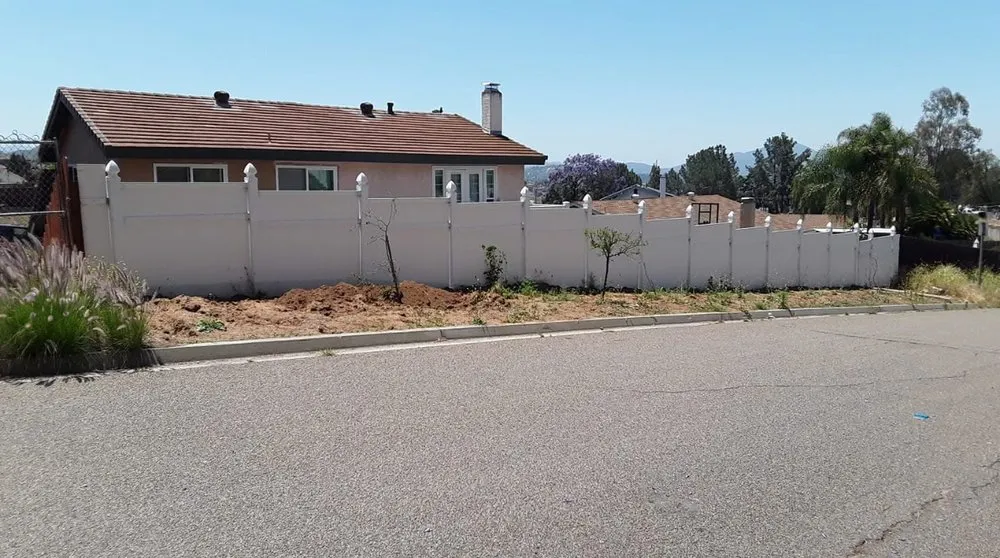 Expert yard cleanup service for year-round maintenance across El Cajon, CA - Munoz Landscaping Services and More