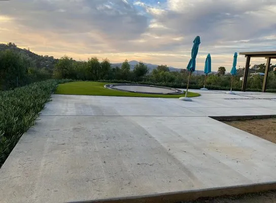 Munoz Landscaping Services and More Logo