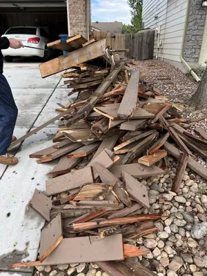 Munoz Landscaping Logo