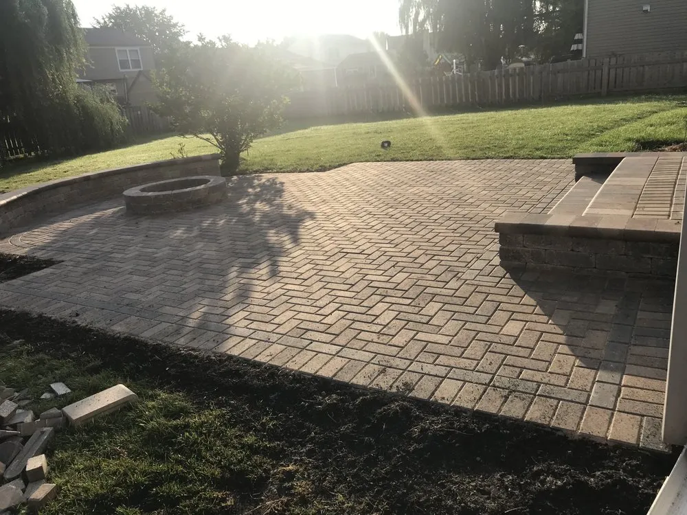 Reliable residential landscaping in West Chicago, IL - Munoz landscaping