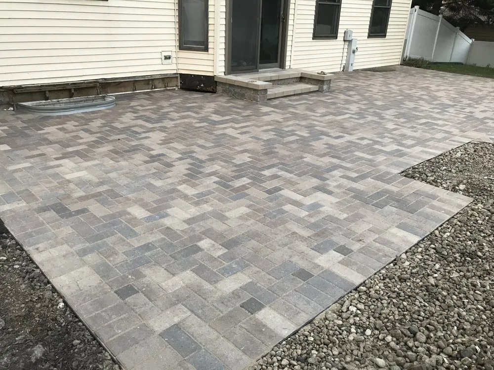 Trusted garden landscaping experts serving West Chicago, IL - Munoz landscaping