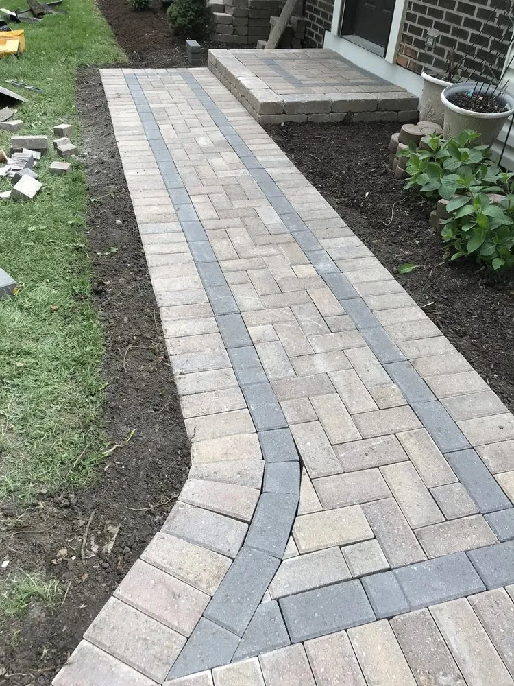 Custom yard maintenance near you in West Chicago, IL by Munoz landscaping
