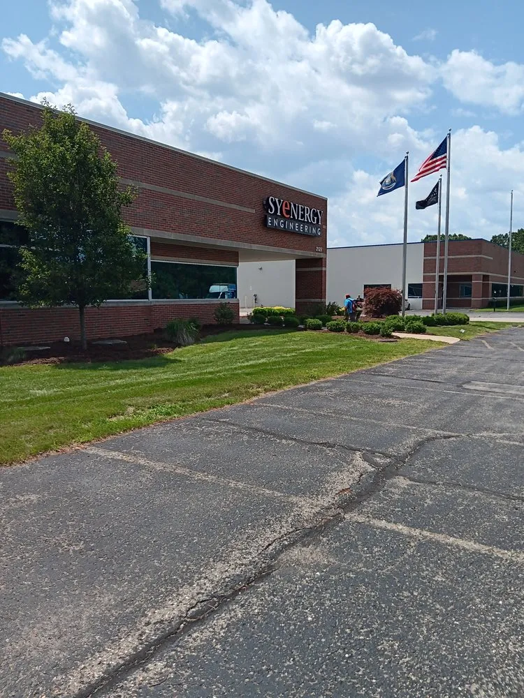 Local lawn mowing service experts serving Capac, MI - Munoz Lawn Care & Snow Removal