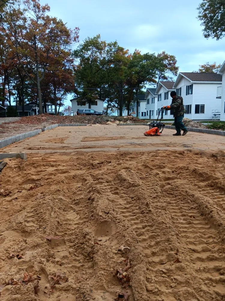 Top-rated residential landscaping experts serving Capac, MI - Munoz Lawn Care & Snow Removal