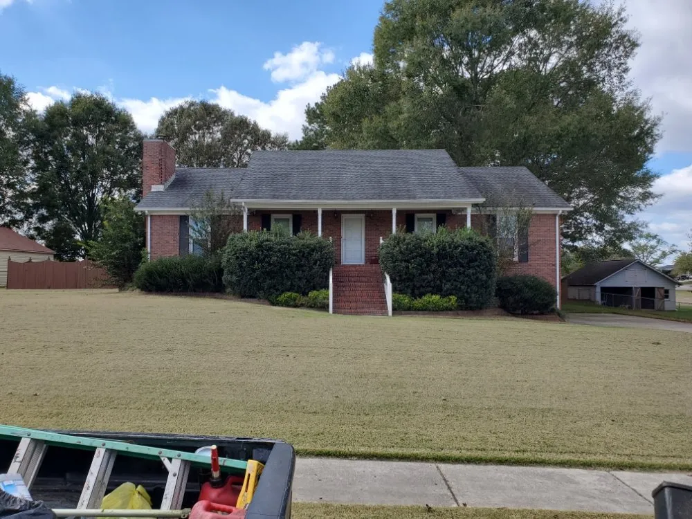 Trusted outdoor landscaping experts serving McMinnville, TN - Munoz Services