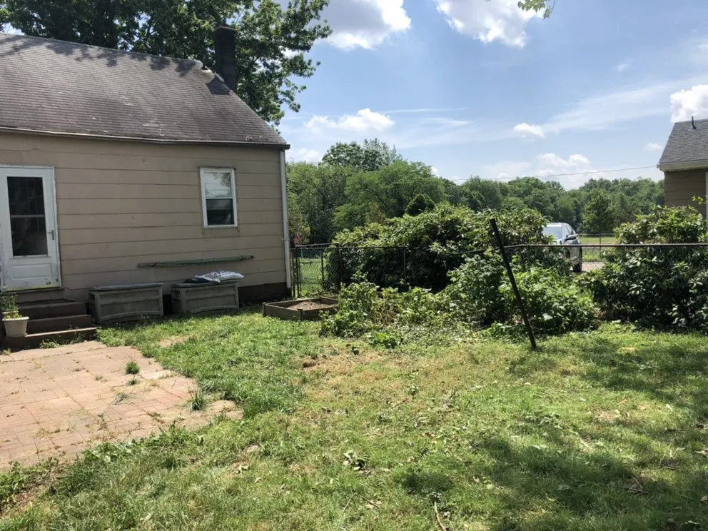 Affordable yard cleanup service with custom design across Langhorne, PA - Munz's Landscaping & Construction