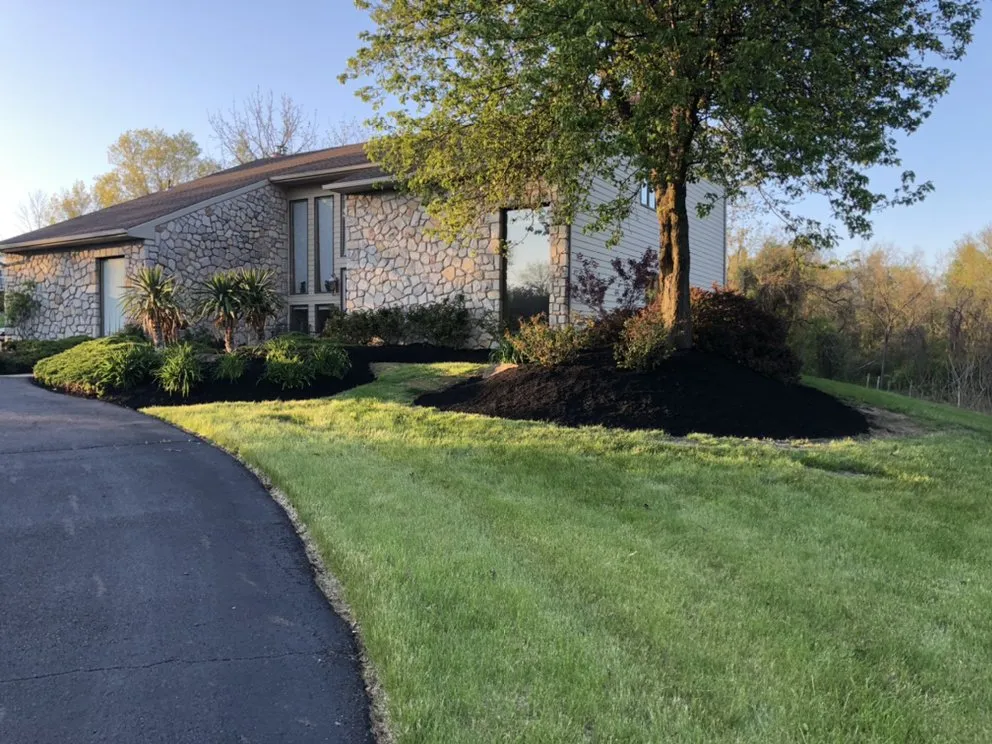 Trusted residential landscaping experts serving Langhorne, PA - Munz's Landscaping & Construction