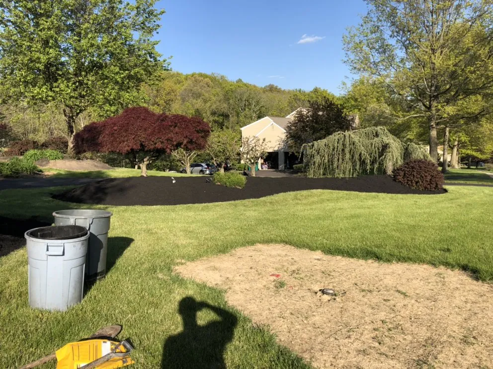 Local outdoor landscaping experts serving Langhorne, PA - Munz's Landscaping & Construction