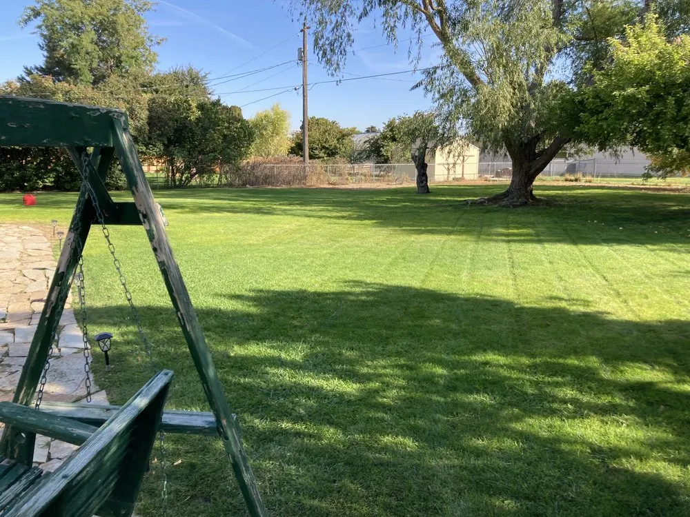 Affordable lawn care service for residential properties in Caldwell, ID by Muñoz Landscaping