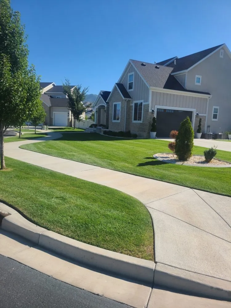 Reliable lawn care service in Orem, UT by Muñoz Landscaping