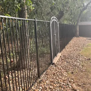 Professional yard maintenance experts serving Round Rock, TX - Muñoz Landscaping Solutions