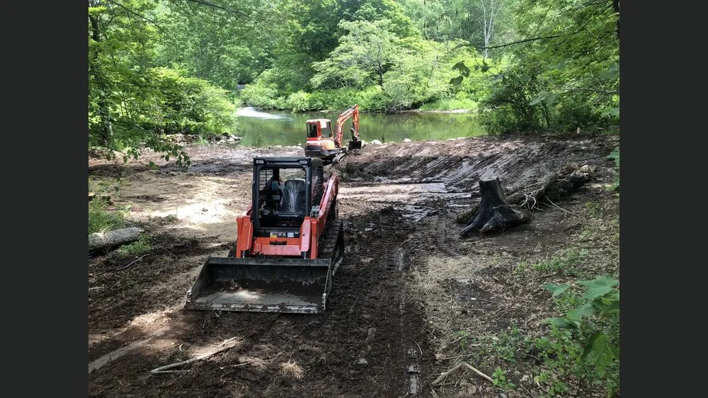 Trusted lawn mowing service experts serving Mount Holly, VT - Murcat Property Management