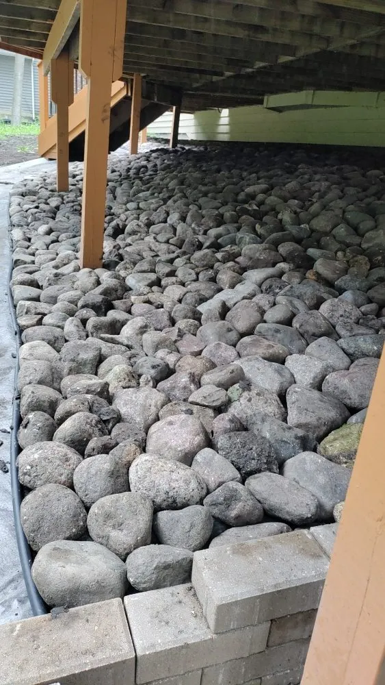 Top-rated yard maintenance for residential properties in Aurora, IL by Murillo Landscaping