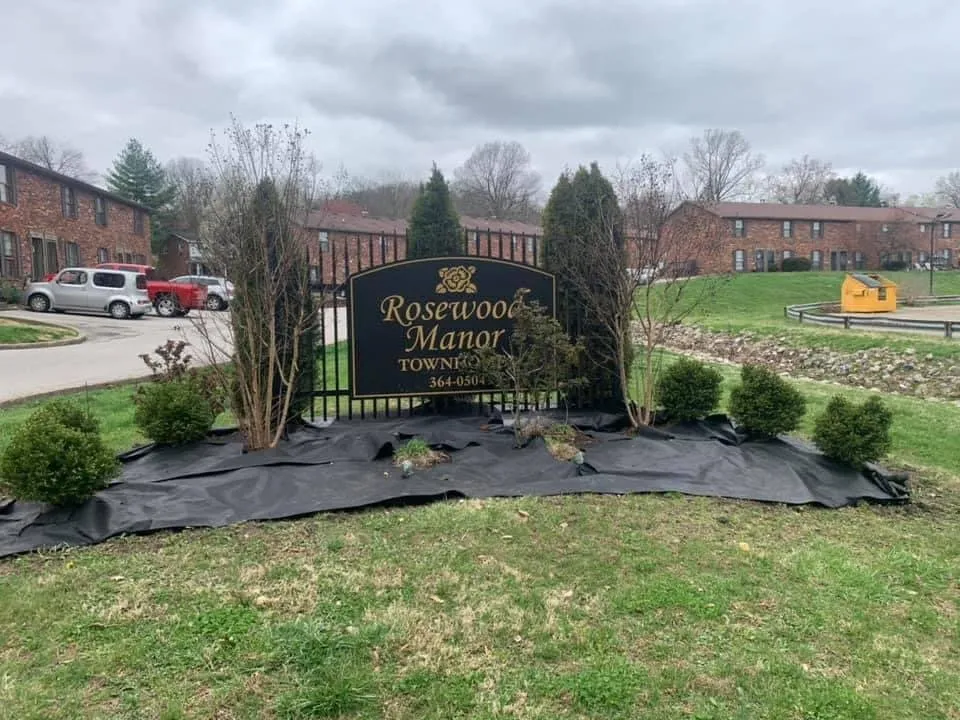 Local yard cleanup service with custom design in Clarksville, IN by Murphs Lawn Care