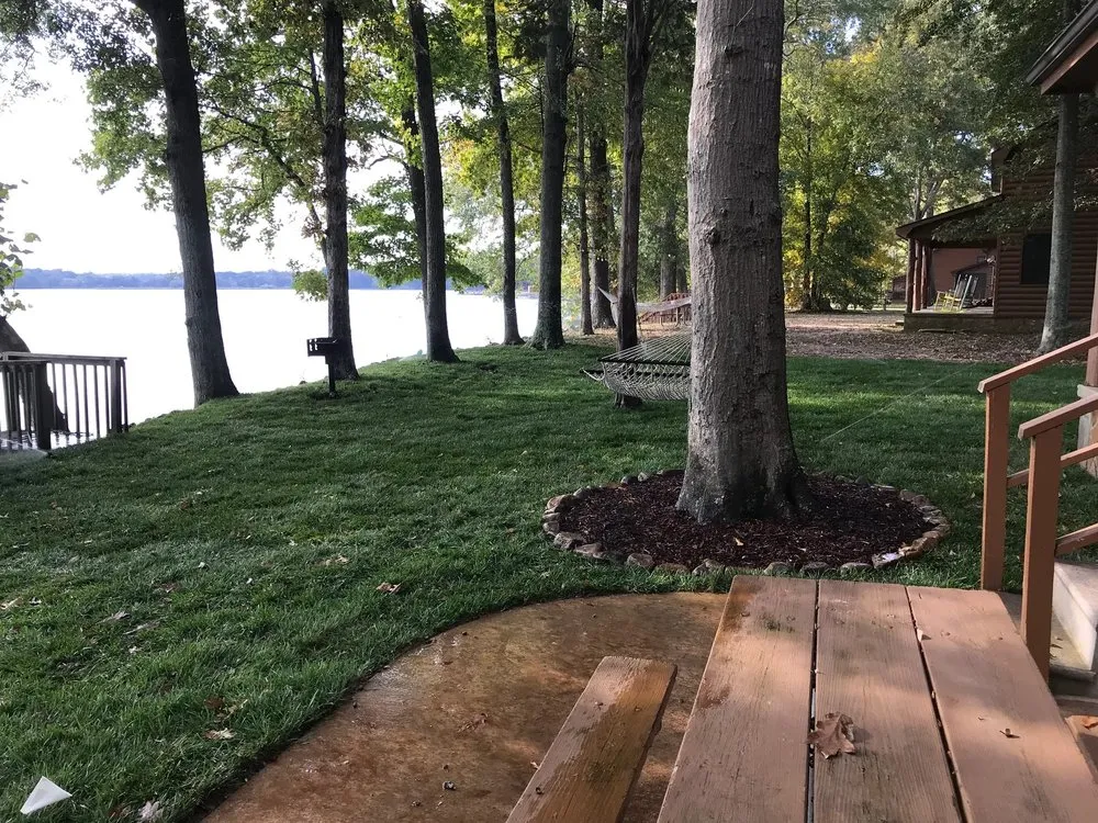 Trusted yard maintenance in Madison, AL by Murphy Landscaping & Lawn