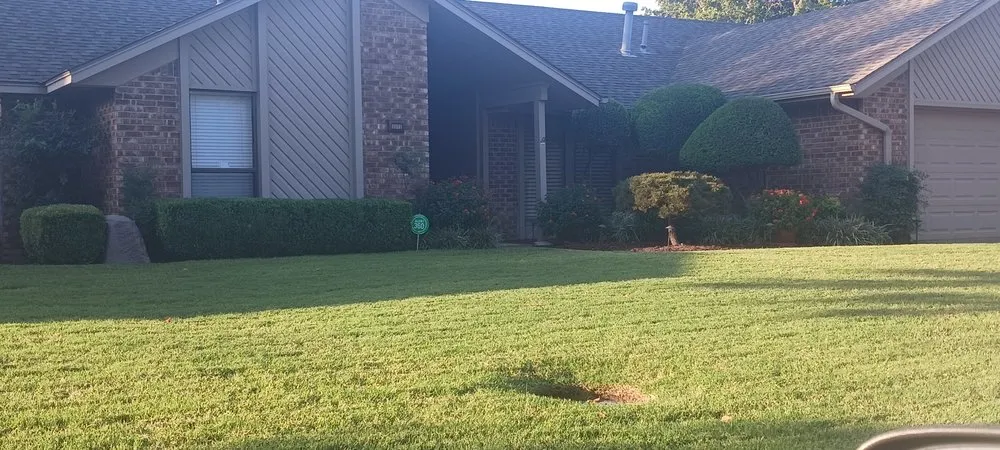 Local yard cleanup service for homes in Lawton, OK by Murphy Landscaping