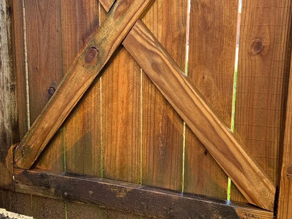 Trusted lawn mowing service for homes in Madison, MS by Murphy Lawn Care