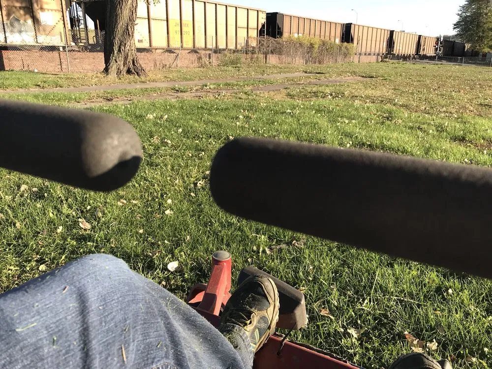 Local lawn care service in Saint Joseph, MO by Murphy Mowing