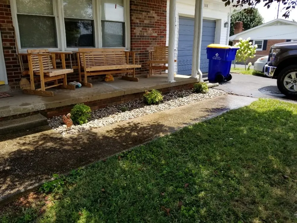 Top-rated landscape design in Bowling Green, KY - Murphy's Lawn & Landscape