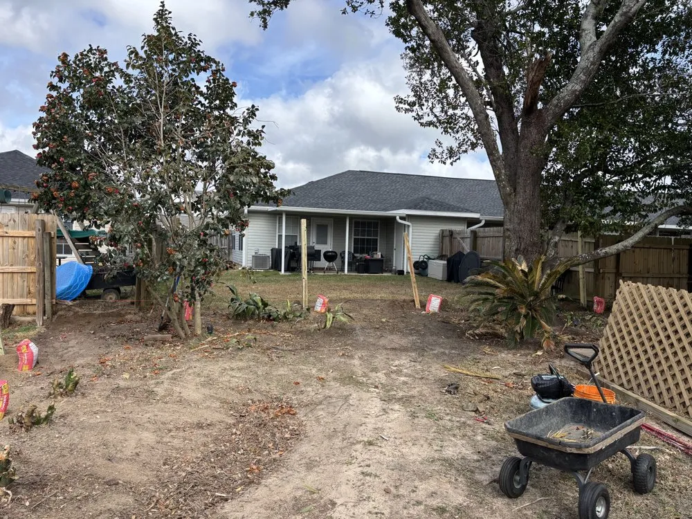 Trusted yard maintenance in Gulf Breeze, FL by Murphy's Lawn Care & Landscaping