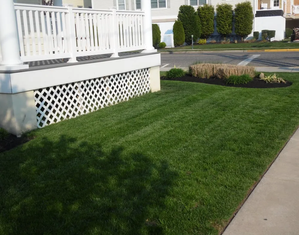 Local lawn care service experts serving Wildwood Crest, NJ - Murphy's Lawn Care & Landscaping
