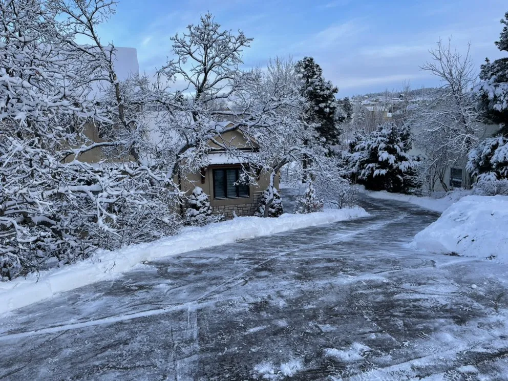 Custom lawn mowing service in Colorado Springs, CO by Murphy’s Lawn Maintenance