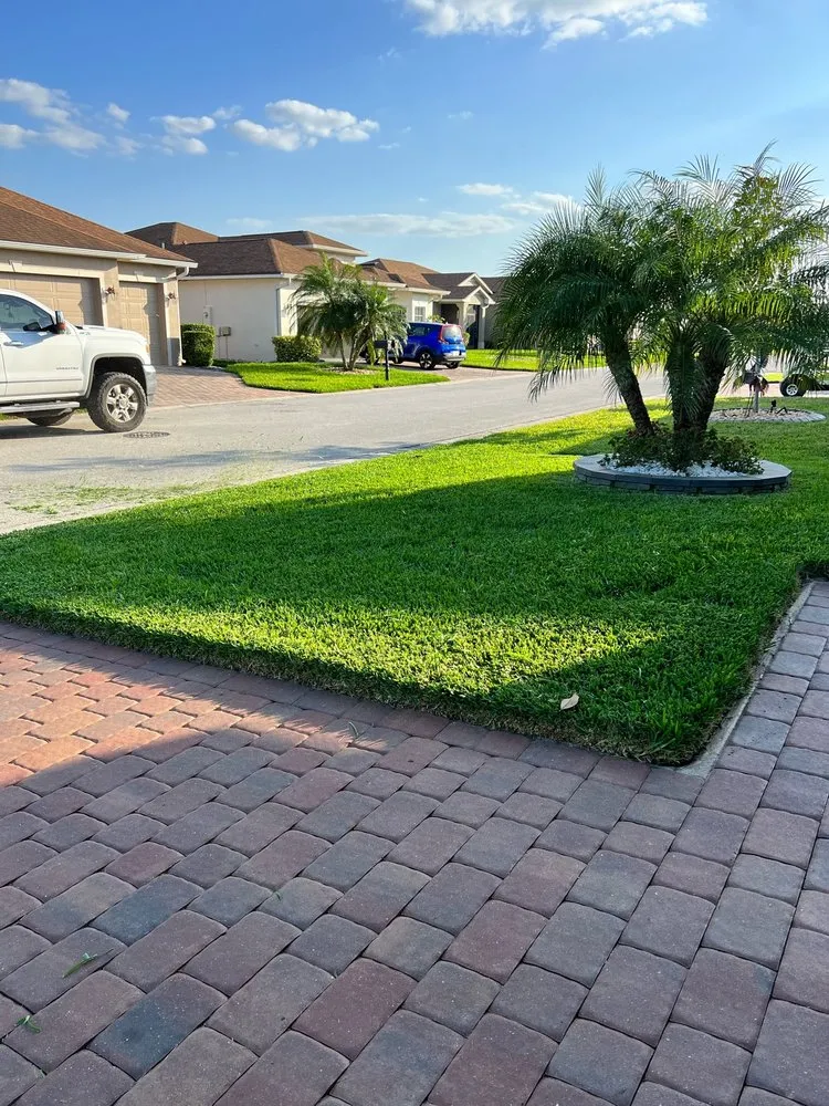 Expert garden landscaping in Sebring, FL - Murphy's Ranch