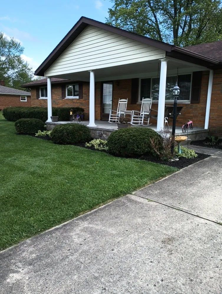 Professional outdoor landscaping experts serving Morrow, OH - Murray And Sons Outdoor Services