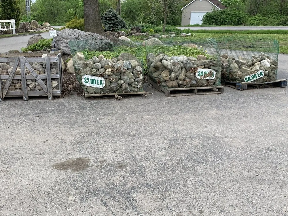 Top-rated lawn mowing service experts serving Orchard Park, NY - Murray Bros Nurseries & Garden Centre