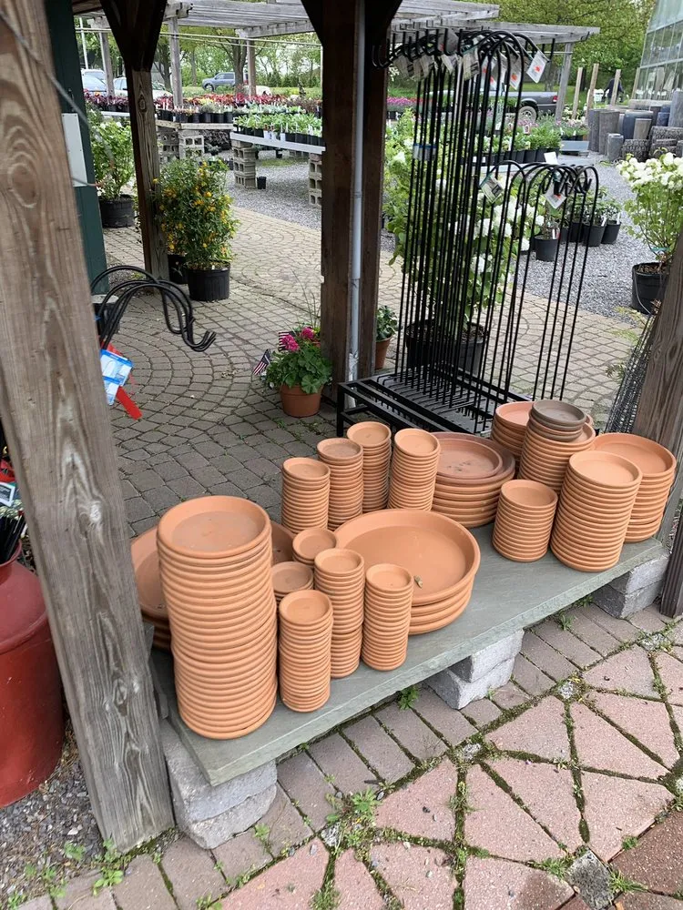 Top-rated lawn mowing service in Orchard Park, NY by Murray Bros Nurseries & Garden Centre