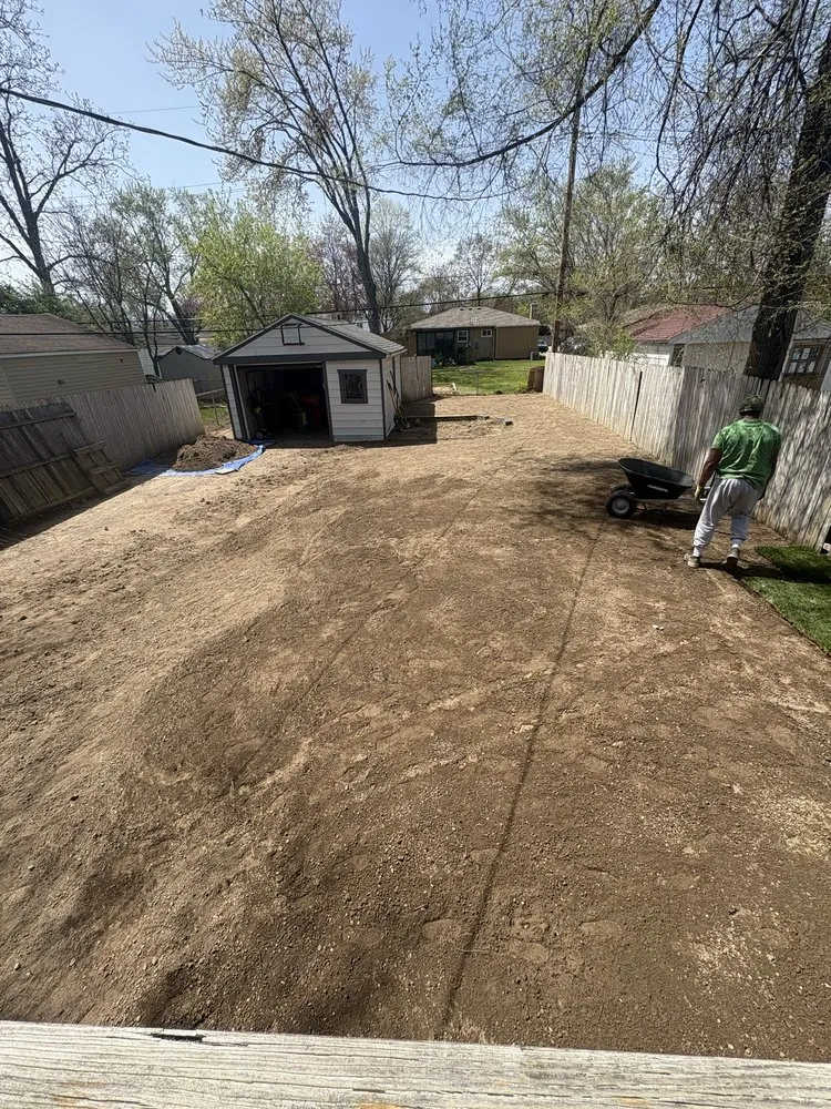Local yard cleanup service in Detroit, MI by Murray Family Landscaping