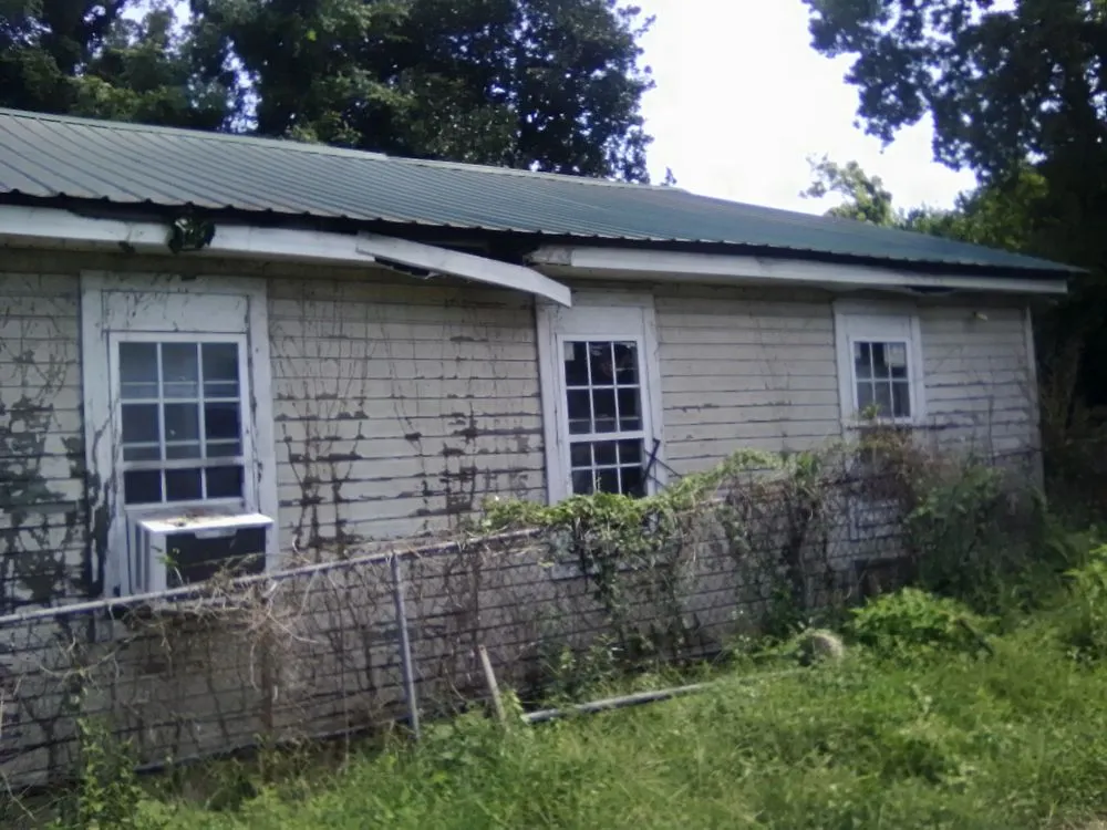 Reliable lawn mowing service in Macon, GA - Murray's Lawn & More