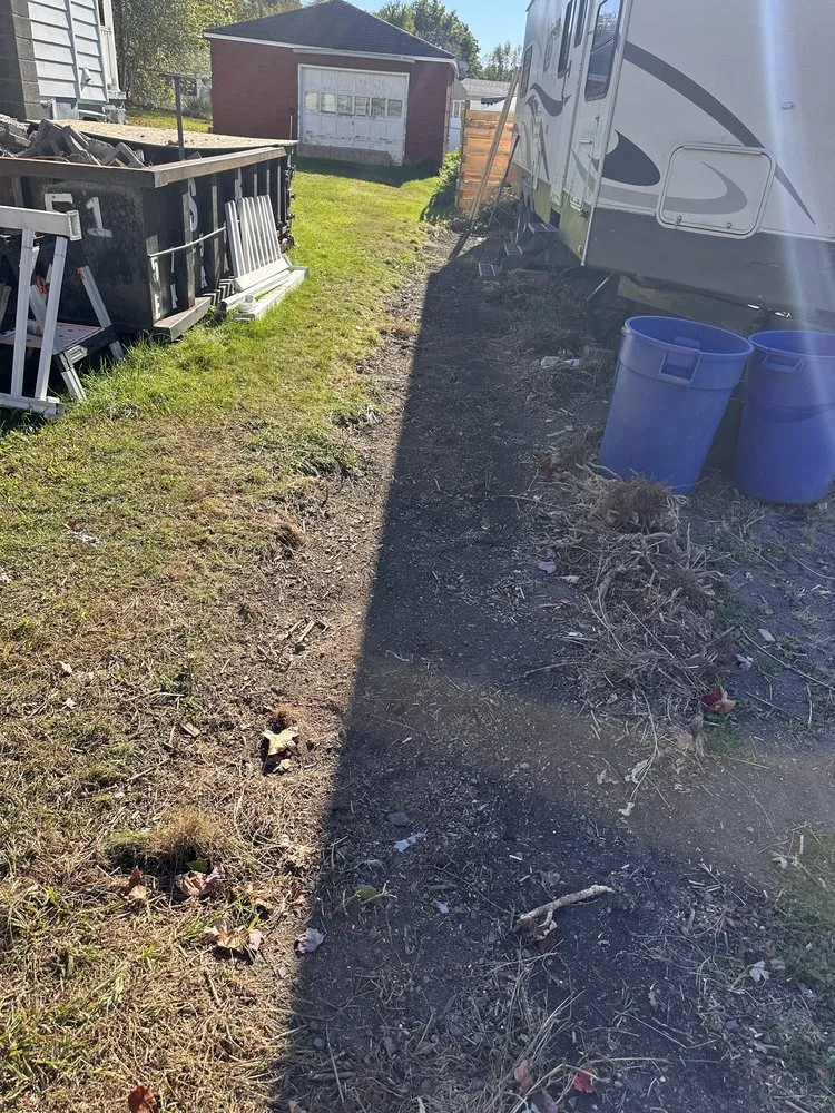 Expert yard maintenance in Dunmore, PA - Murray’s Lawn And More