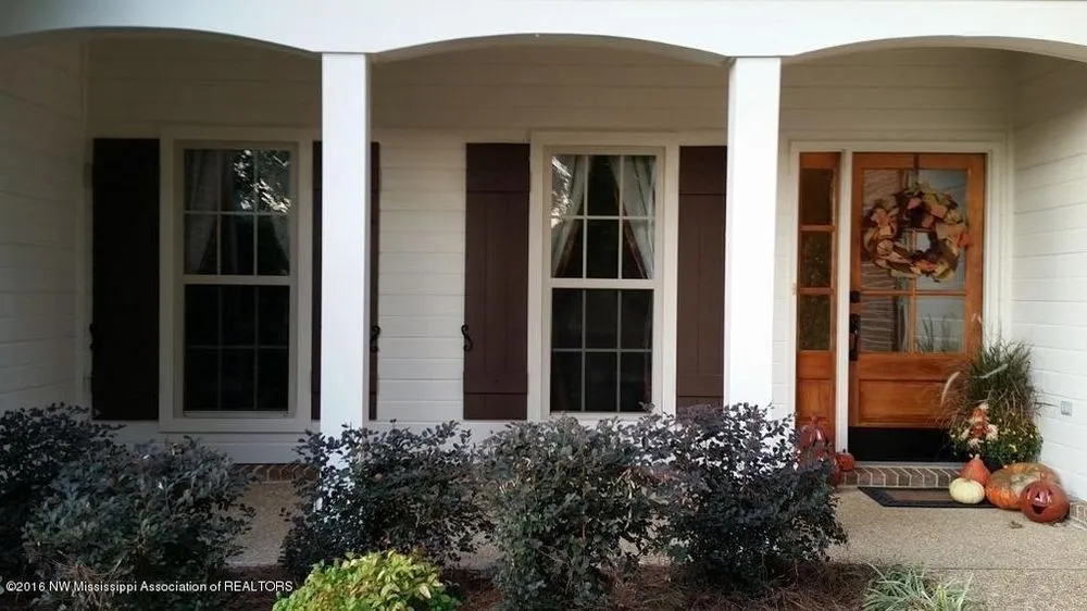 Custom landscaping services for year-round maintenance across Fort Collins, CO - Murry & Associates Investment Property Services