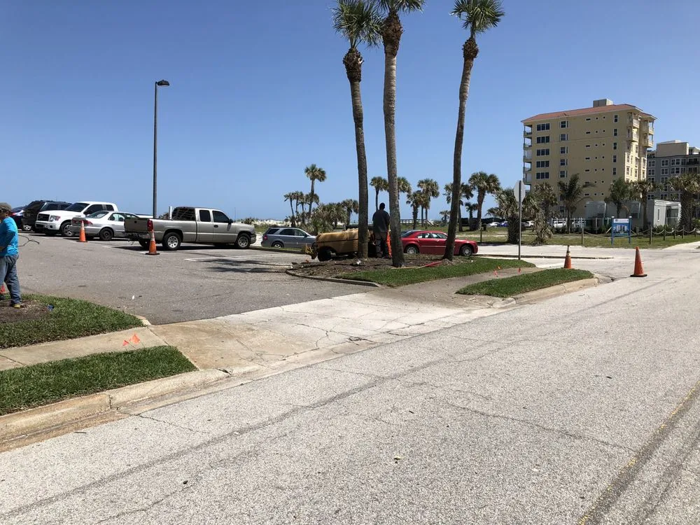 Local yard maintenance in Jacksonville Beach, FL - Musgrove Land