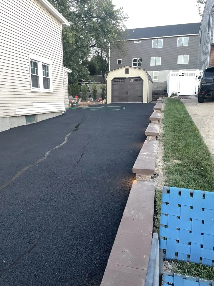 Custom garden landscaping in Matawan, NJ by MV Landscaping