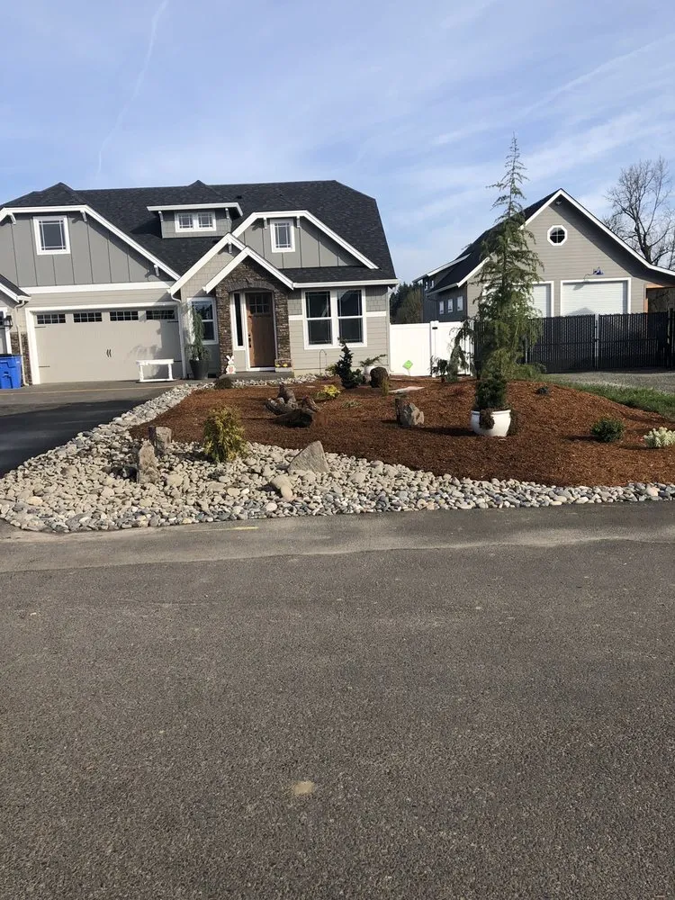 Affordable yard maintenance for beautiful yards in Vancouver, WA by MV Landscaping