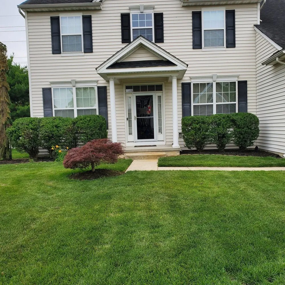 Custom lawn care service in Swedesboro, NJ - MVH Landscaping