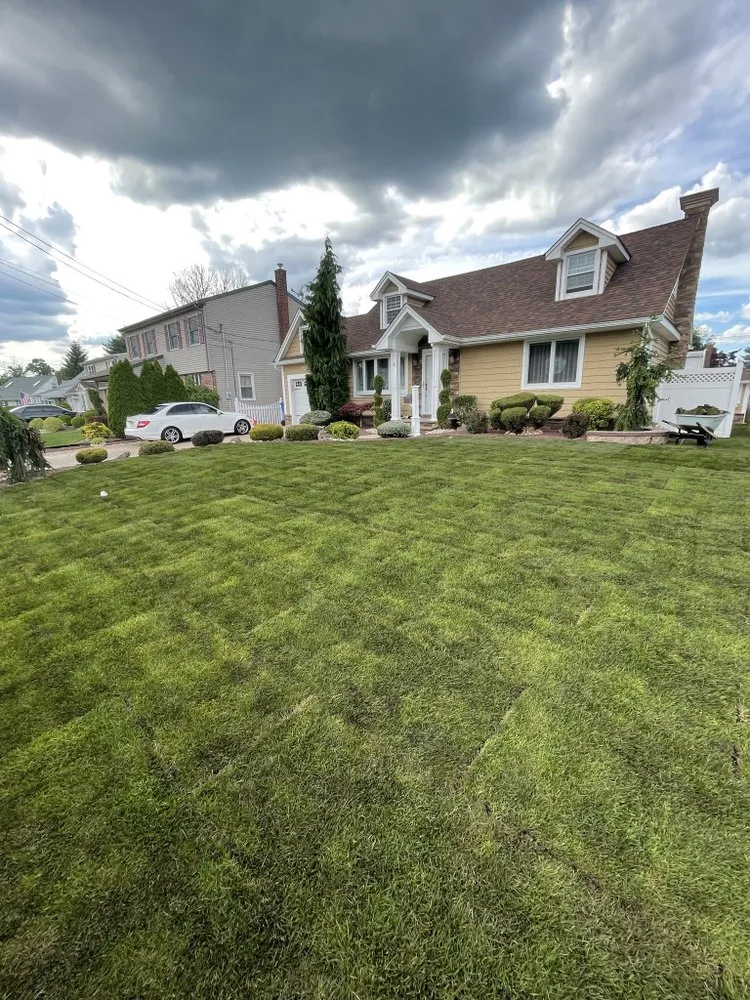 Professional lawn mowing service near you across Rahway, NJ - Mw Gregorys Landscaping