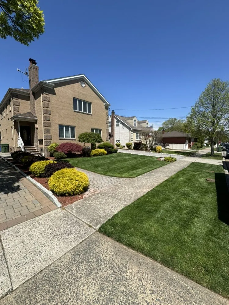 Local lawn mowing service near you across Rahway, NJ - Mw Gregorys Landscaping