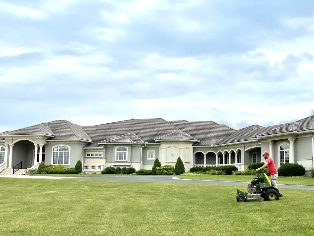 Custom lawn care service experts serving Olathe, KS - MW Lawn & Landscape