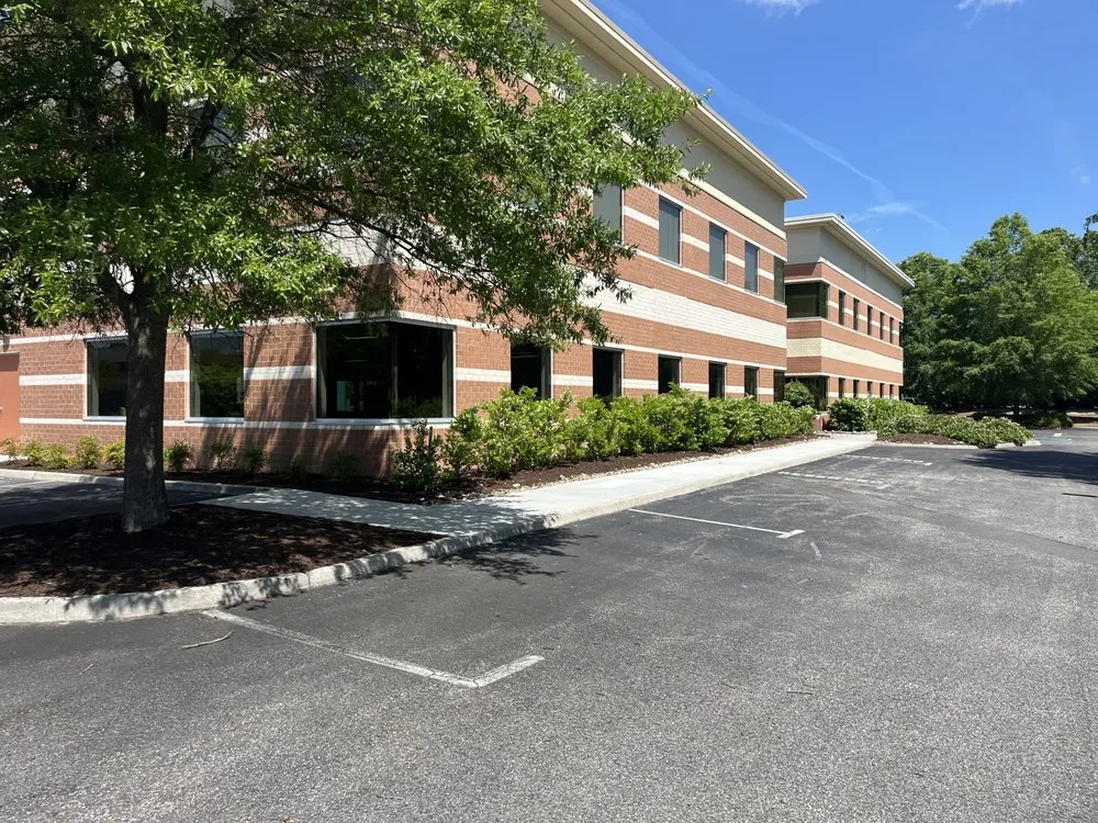 Local lawn care service experts serving Chesapeake, VA - M.W.Cutting Edge Lawn-Care