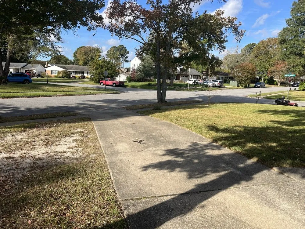 Affordable yard maintenance in Chesapeake, VA by M.W.Cutting Edge Lawn-Care