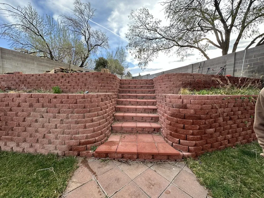 Top-rated garden landscaping for residential properties in Albuquerque, NM by MWM Landscaping