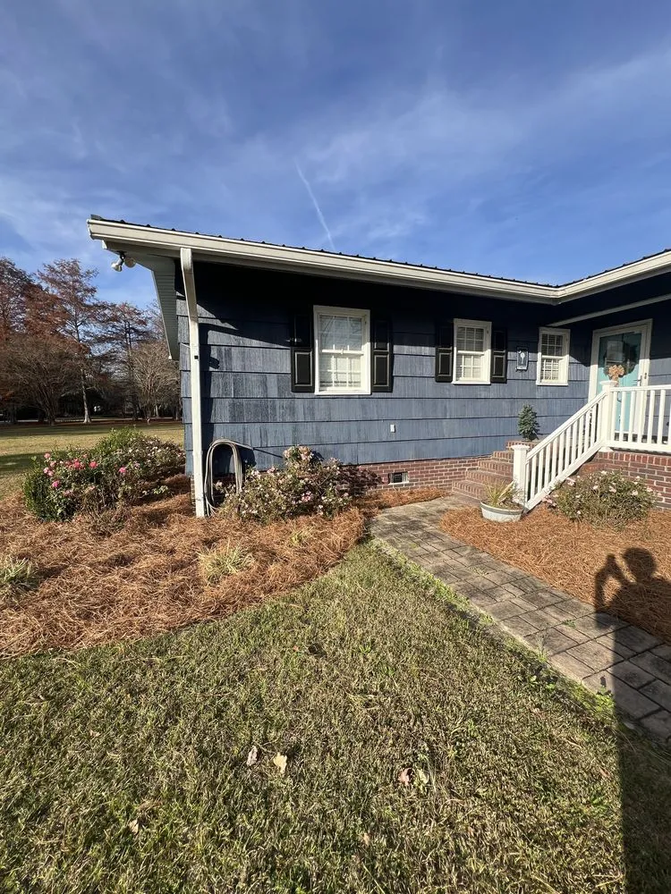Reliable landscaping services in Cades, SC by MW's Services