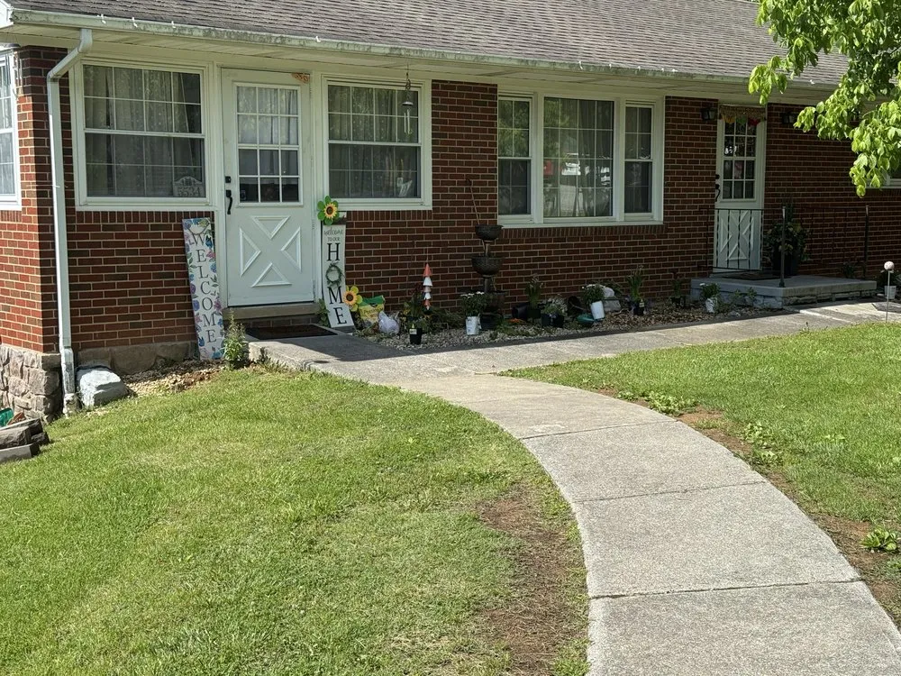 Affordable lawn care service for residential properties in Thaxton, VA by MXG Lawn Care